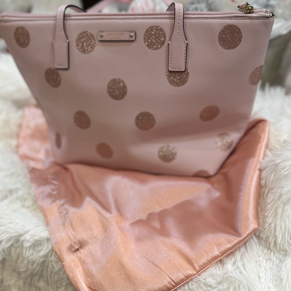 Beautiful Kate Spade Hani Haven Lane Plum
Dawn Pink Polka Dot Handbag NWT - Picture 14 of 14